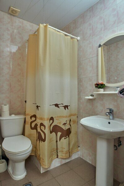 Гостиница Глобус Лоо