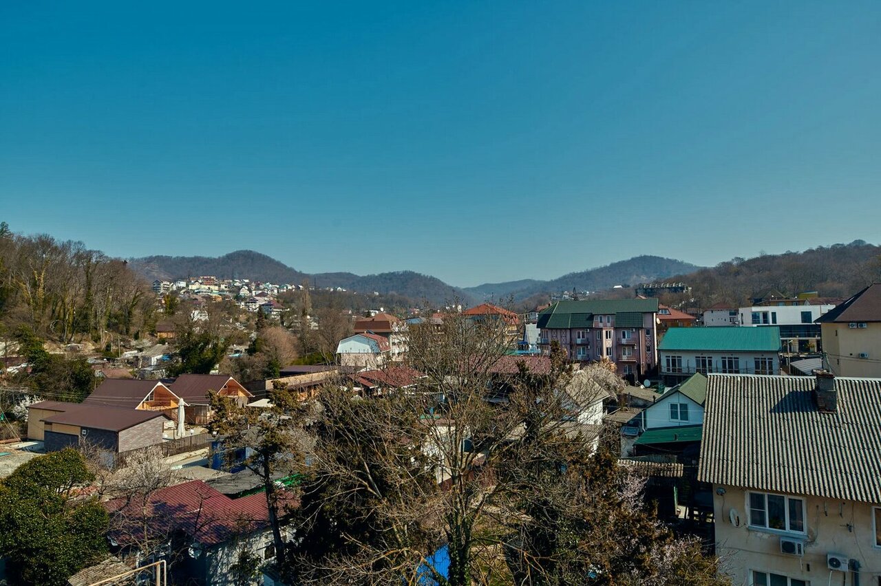 Гостиница Глобус Лоо-58