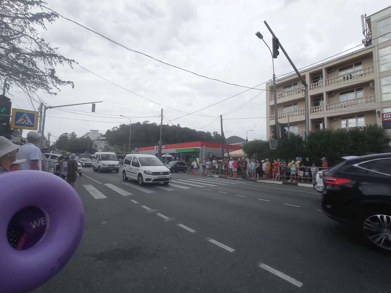 Гостиница Глобус Лоо-46