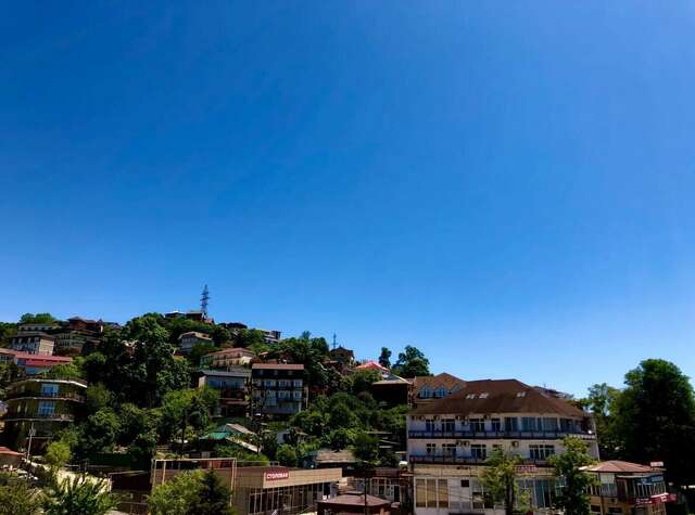 Гостиница Глобус Лоо-48