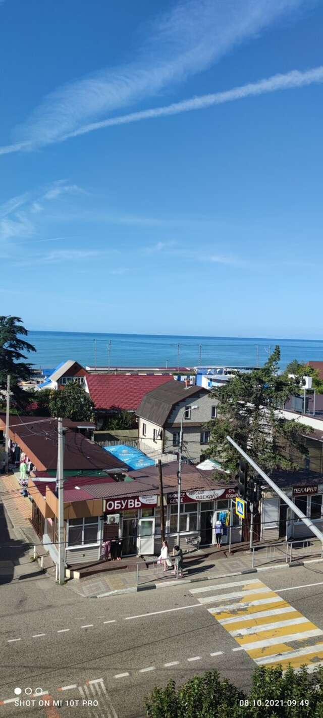 Гостиница Глобус Лоо-44