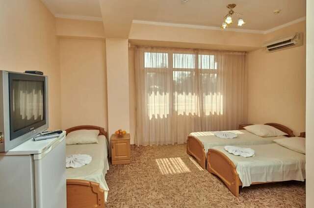 Гостиница Глобус Лоо-59