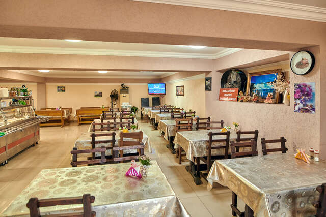 Гостиница Глобус Лоо-35